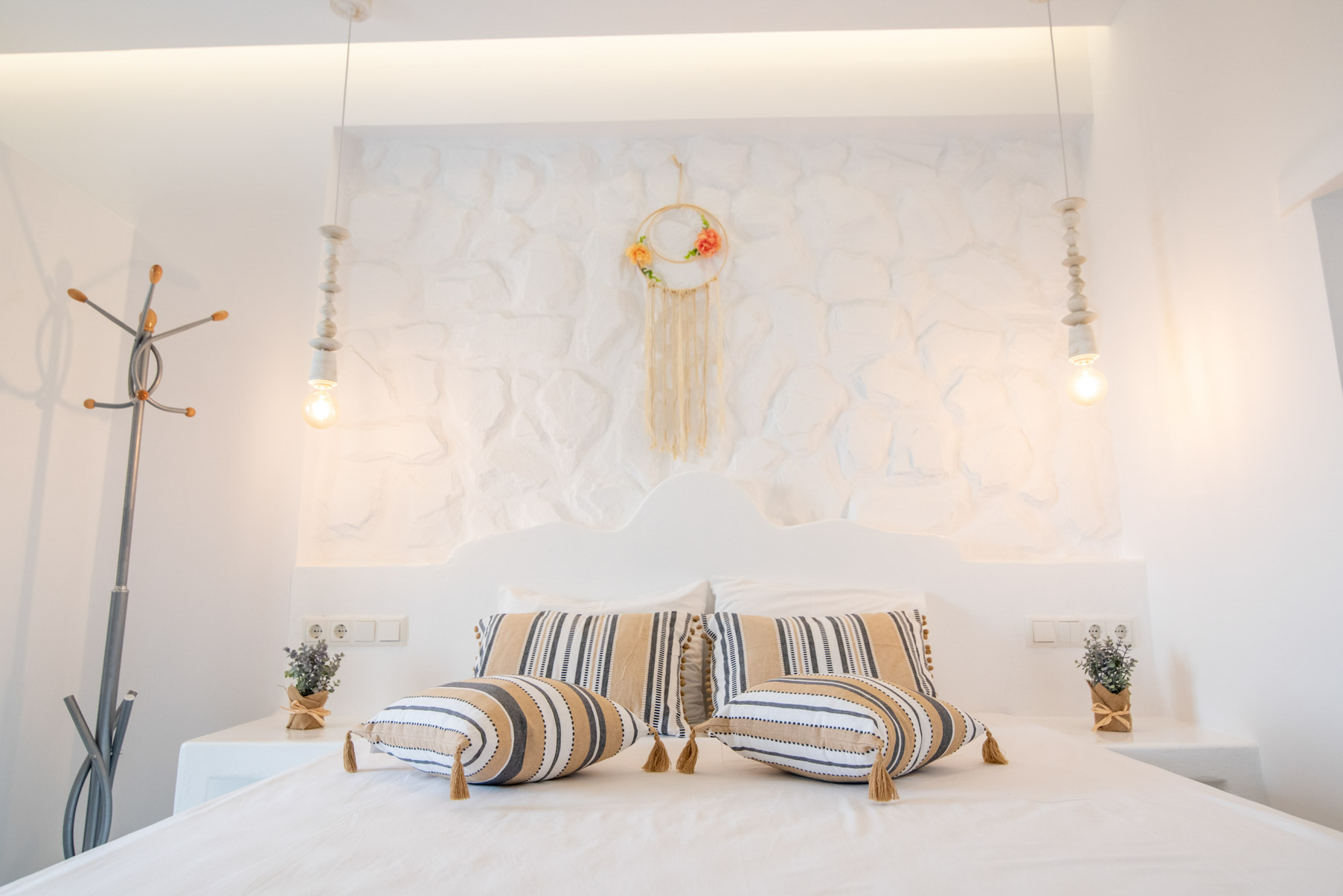 STUDIO 2 ADULT 8